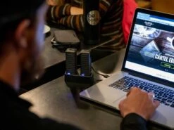 Topeak CubiCubi USB Charging Dock -Cycling Gear Store topeak cubicubi usb charging dock 374542 12